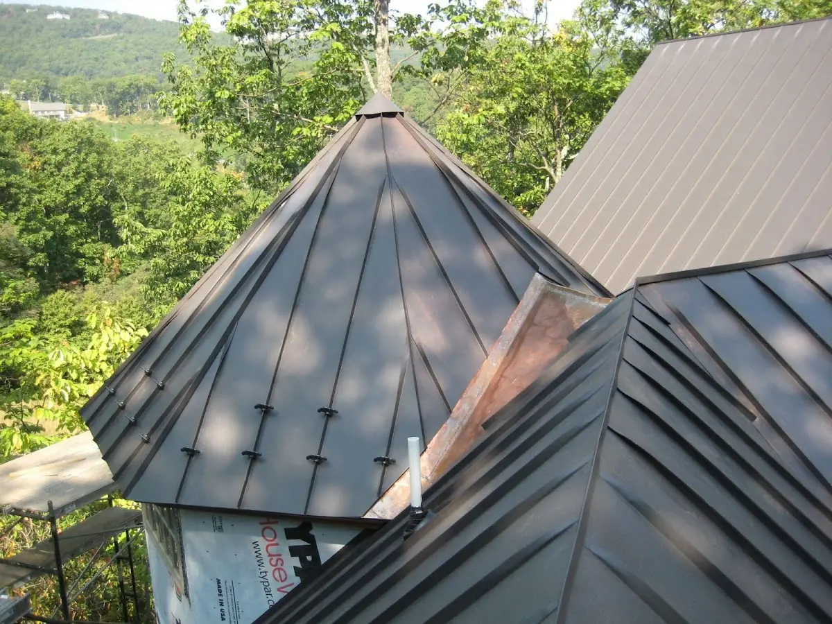 Professional Roof Tarp Installation by Craftsman Roofing in Kerwood